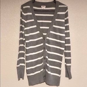 Long stripped cardigan